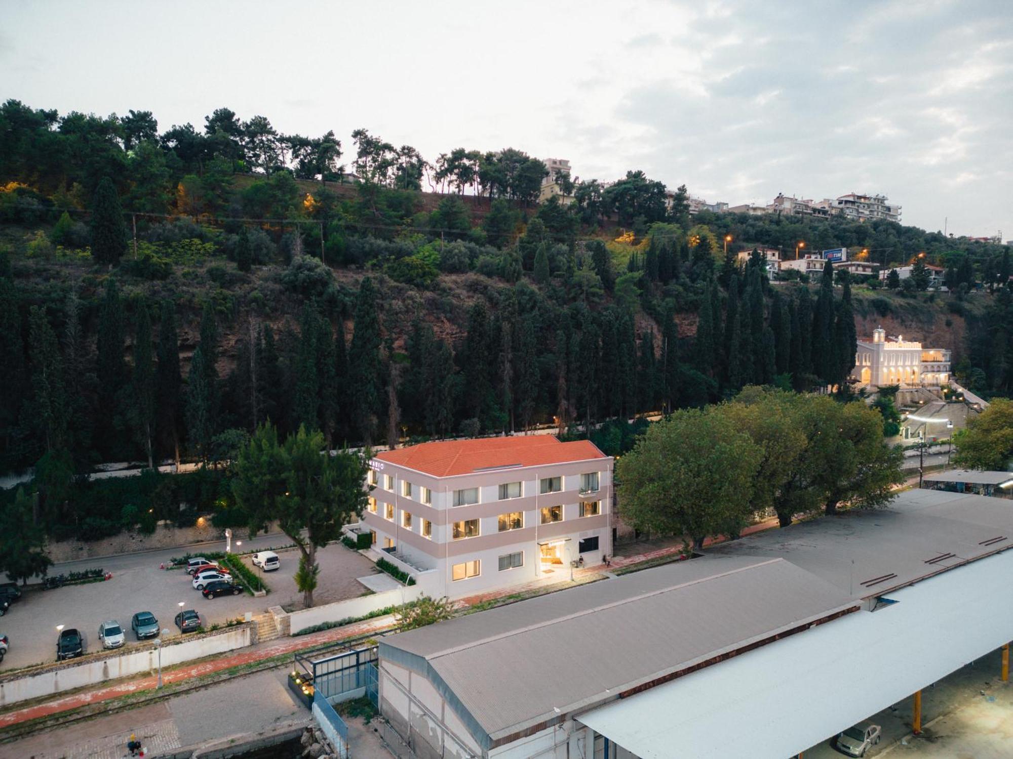Amario Suites Hotel Aigio Exterior foto